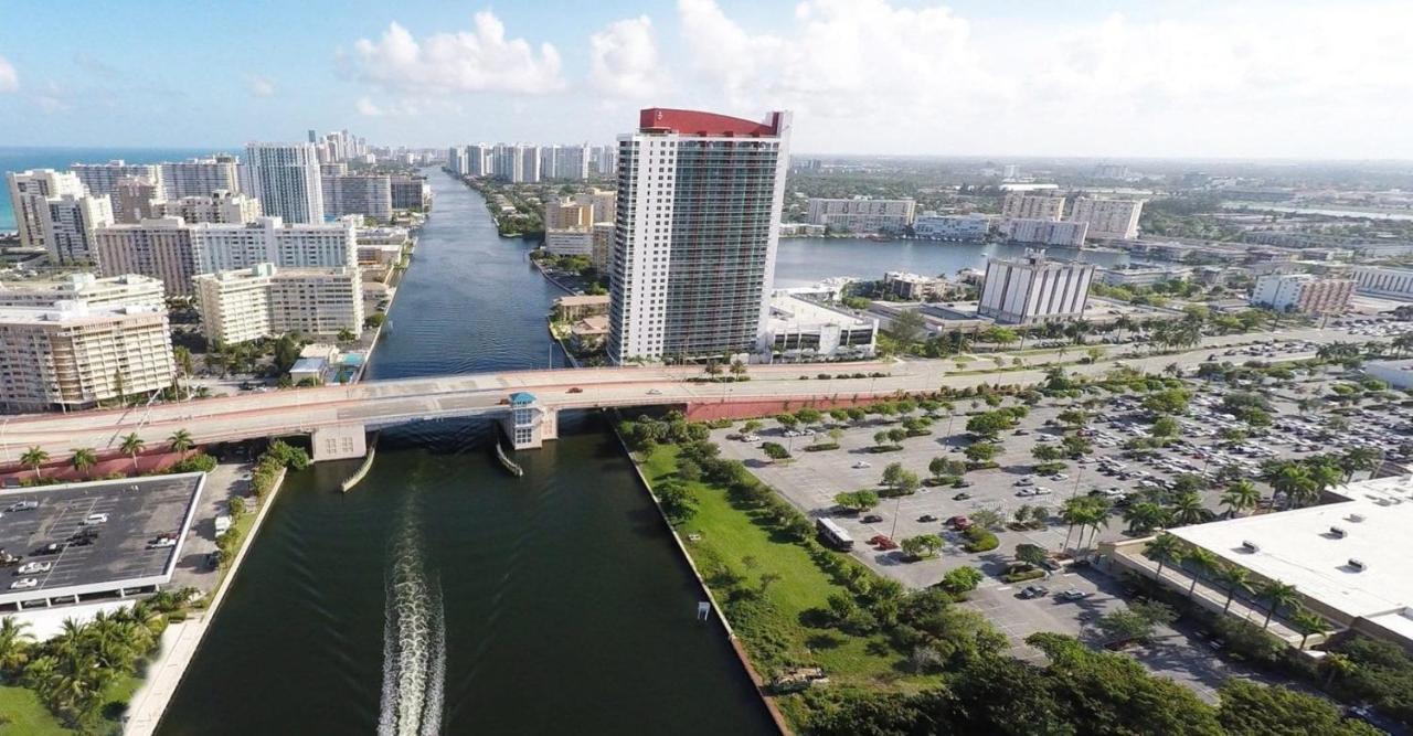 Beachwalk Resort&Condos Hallandale Beach Exterior foto