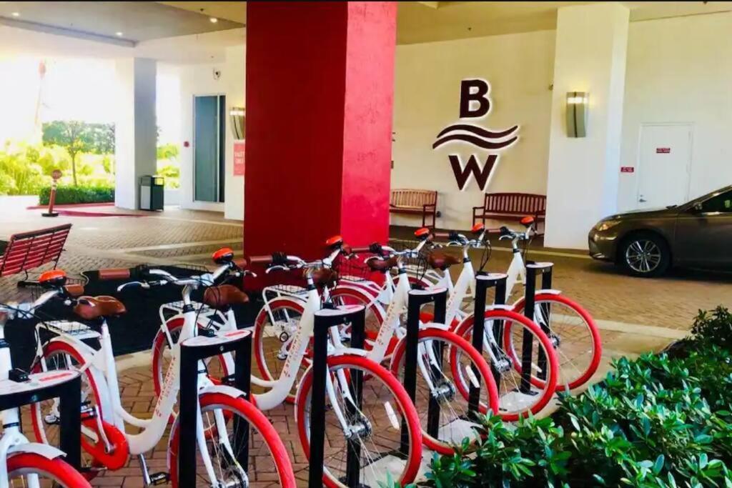 Beachwalk Resort&Condos Hallandale Beach Exterior foto
